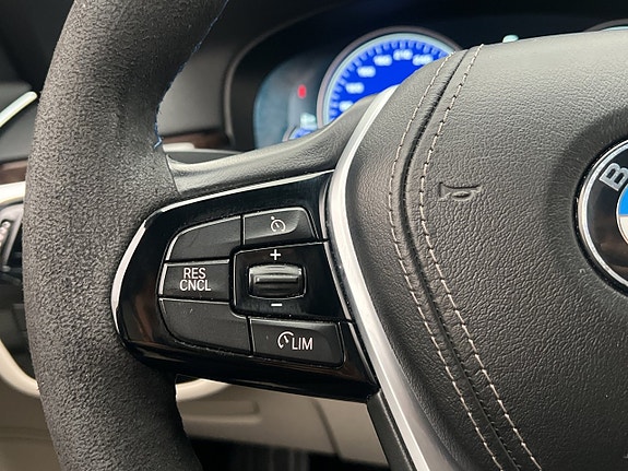 BMW 520 16 of 30