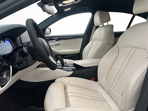 BMW 520 12 of 30