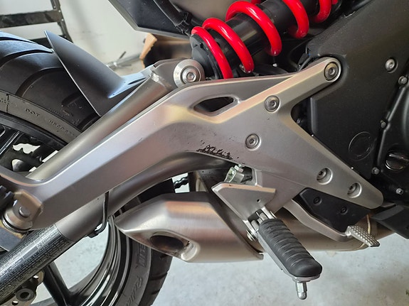 Kawasaki Ninja ER-6n 4 of 4