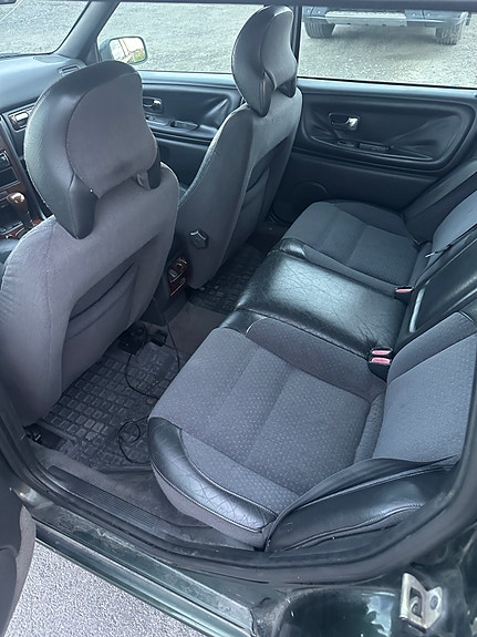 Volvo V70 5 of 8