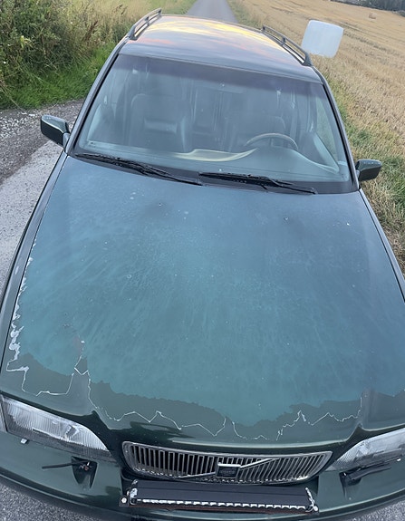 Volvo V70 3 of 8