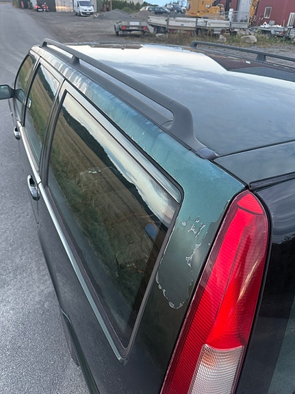 Volvo V70 4 of 8