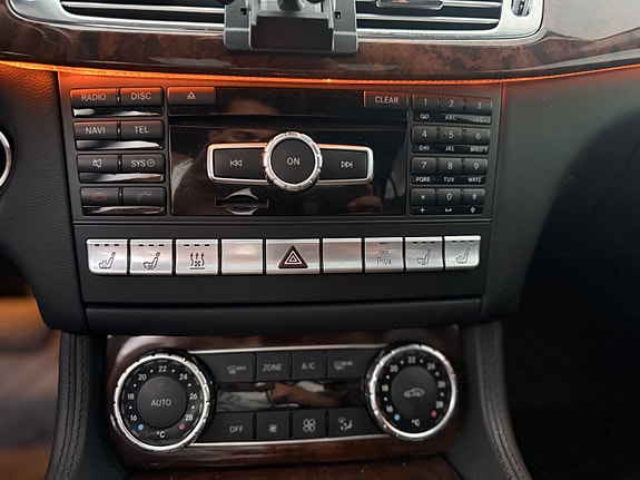 Mercedes-Benz CLS350 7 of 7