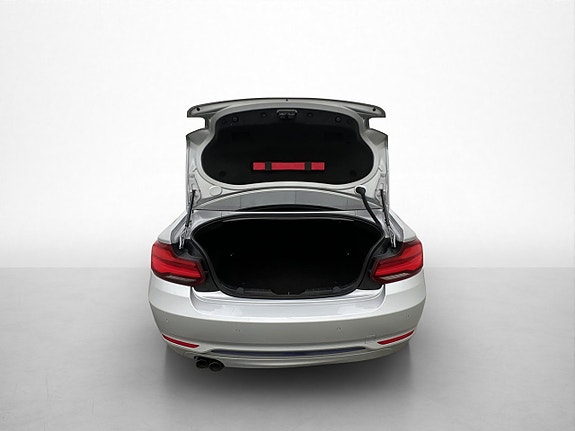 BMW 220d 28 of 30