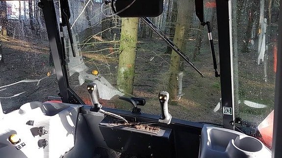 Kubota M 5-092 8 of 8