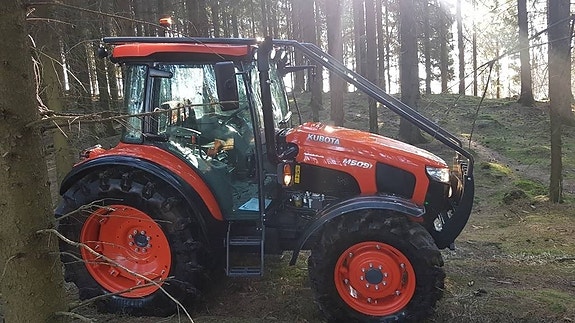 Kubota M 5-092 5 of 8