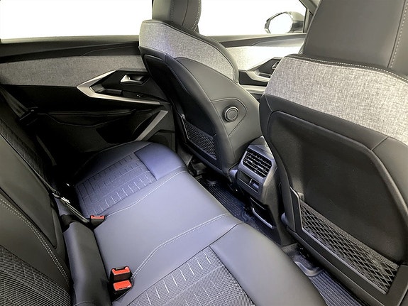 Peugeot 3008 14 of 17