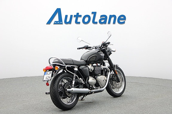 Triumph Bonneville T120* 5 of 26