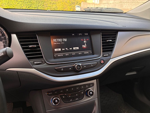 Opel Astra 15 of 25
