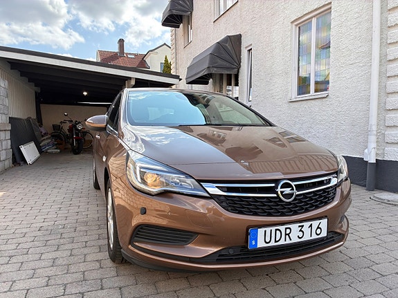 Opel Astra 6 of 25