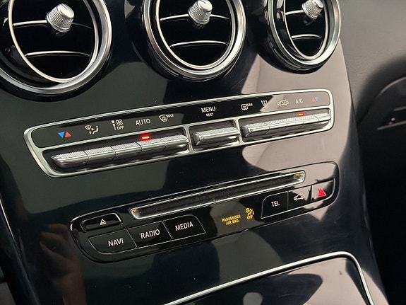 Mercedes-Benz GLC220 d 25 of 30