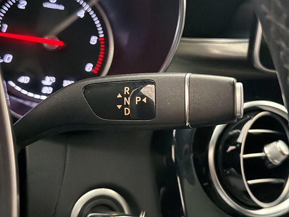 Mercedes-Benz GLC220 d 21 of 30