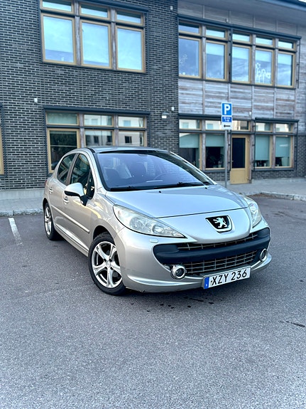 Peugeot 207 4 of 8