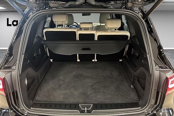 Mercedes-Benz EQB300 14 of 17