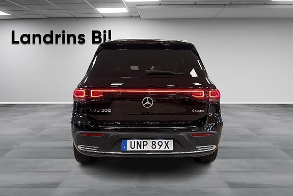 Mercedes-Benz EQB300 5 of 17