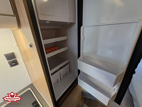 Sun Living V-SERIES 65 SL *AC-bodel *Solcell 6 of 18