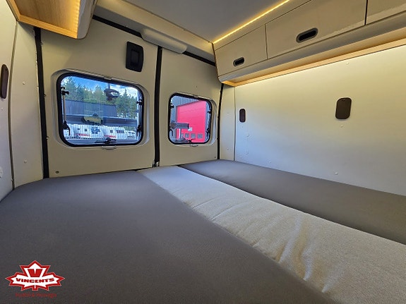 Sun Living V-SERIES 65 SL *AC-bodel *Solcell 9 of 18