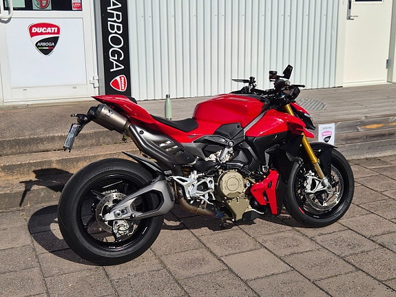Ducati Streetfighter V4S *AKRAPOVIC* 4 of 10