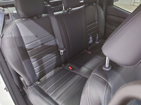 Mercedes-Benz X350 d 12 of 15