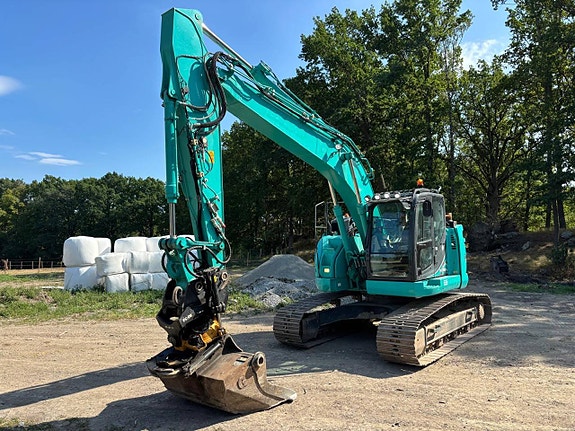 Kobelco SK230 SRLC-5E - BACKKAMERA / C-SMÖRJ / VÄRMARE 3 of 10