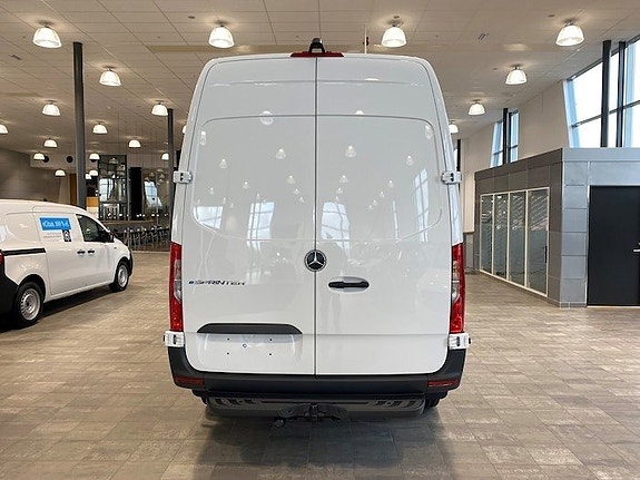 Mercedes-Benz Sprinter 208 5 of 12