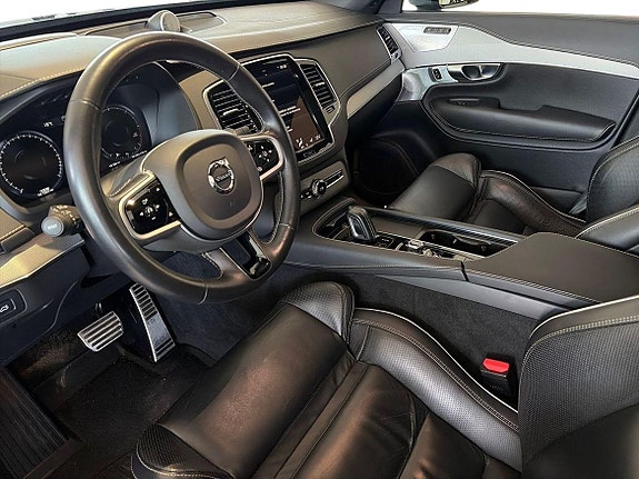 Volvo XC90 9 of 22