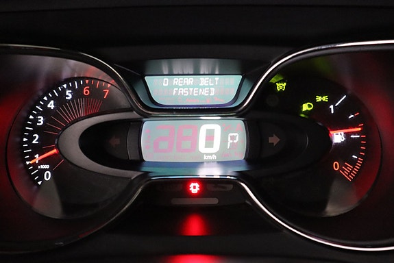 Renault Captur 12 of 18