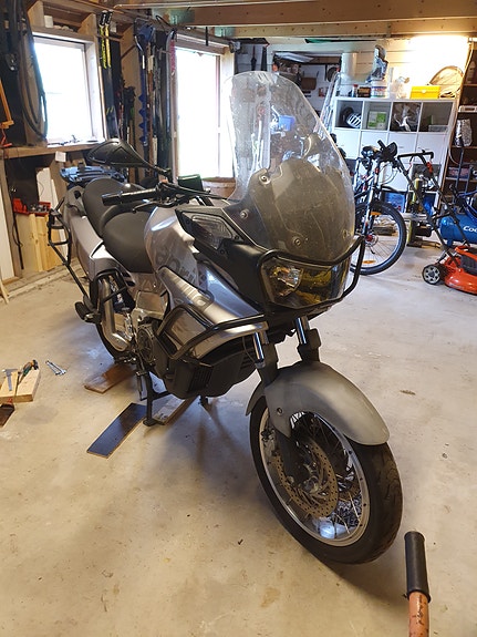 Aprilia Caponord 4 of 6