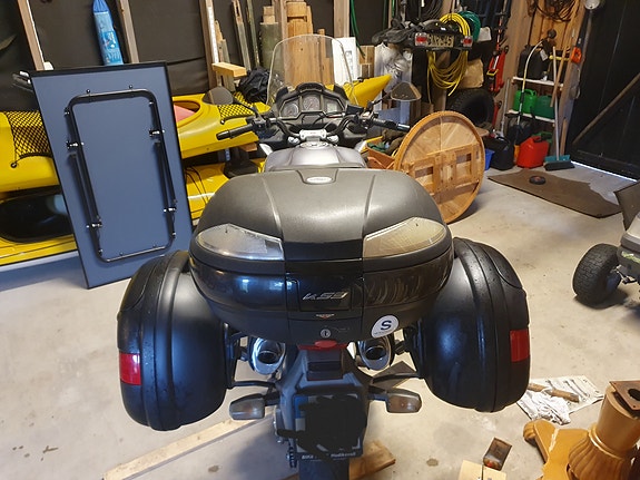 Aprilia Caponord 6 of 6