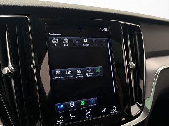 Volvo V60 25 of 30