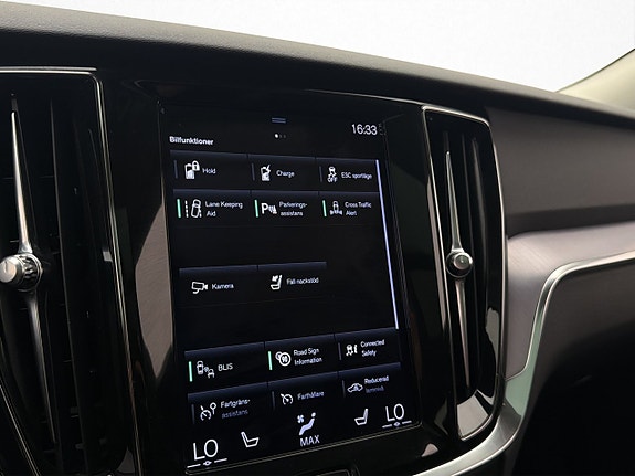 Volvo V60 24 of 30