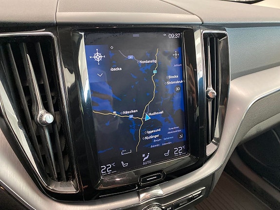 Volvo XC60 15 of 15