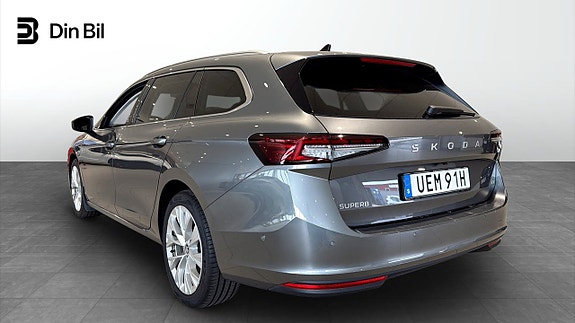 Skoda Superb 3 of 14