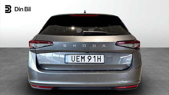 Skoda Superb 5 of 14