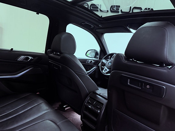 BMW X5 9 of 17