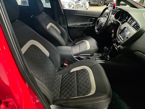 Kia Ceed 7 of 12