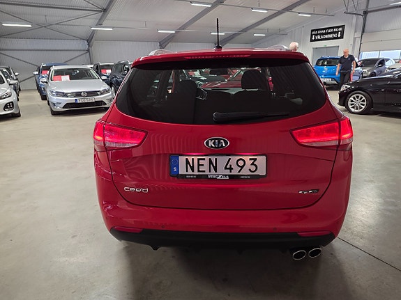 Kia Ceed 4 of 12
