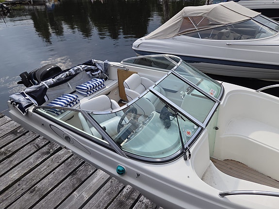 Uttern T55 Exclusive 2004 – Välskött komplett paket med trailer 2 of 2