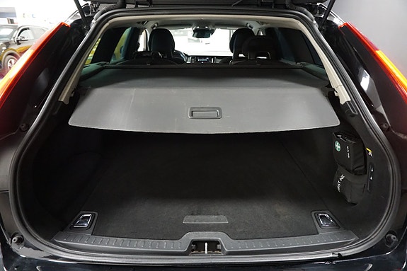 Volvo V90 18 of 19
