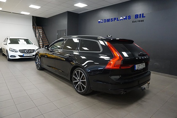 Volvo V90 6 of 19