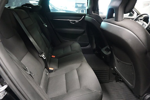 Volvo V90 17 of 19