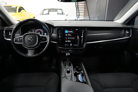 Volvo V90 10 of 19