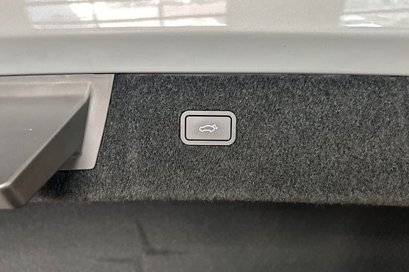 Polestar 4 13 of 13
