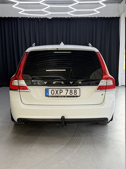 Volvo V70 10 of 14
