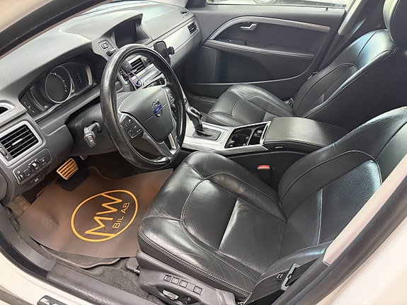 Volvo V70 5 of 14