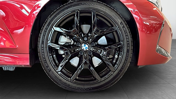 BMW 330e 9 of 9