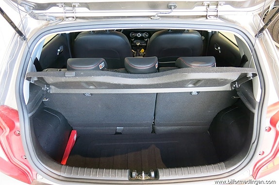 Kia Picanto 14 of 14