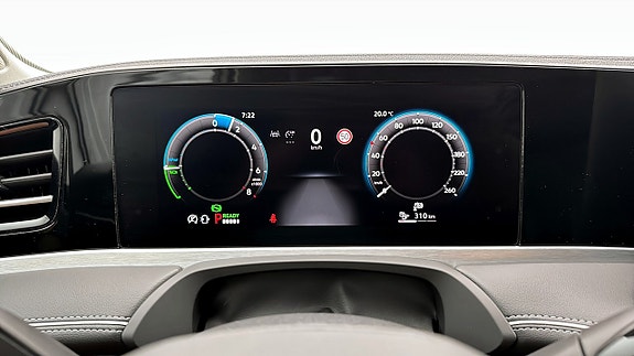 Volkswagen Passat 13 of 19
