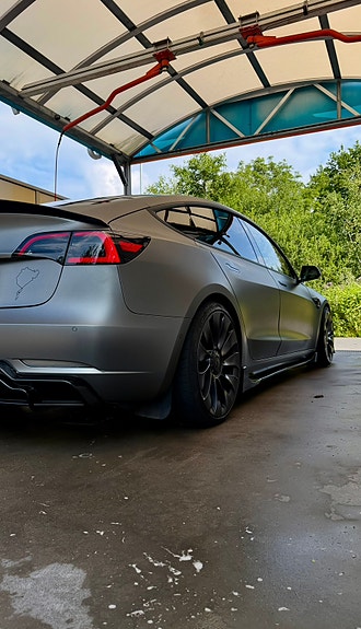 Tesla Model 3 5 of 13