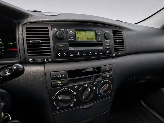Toyota Corolla 18 of 22